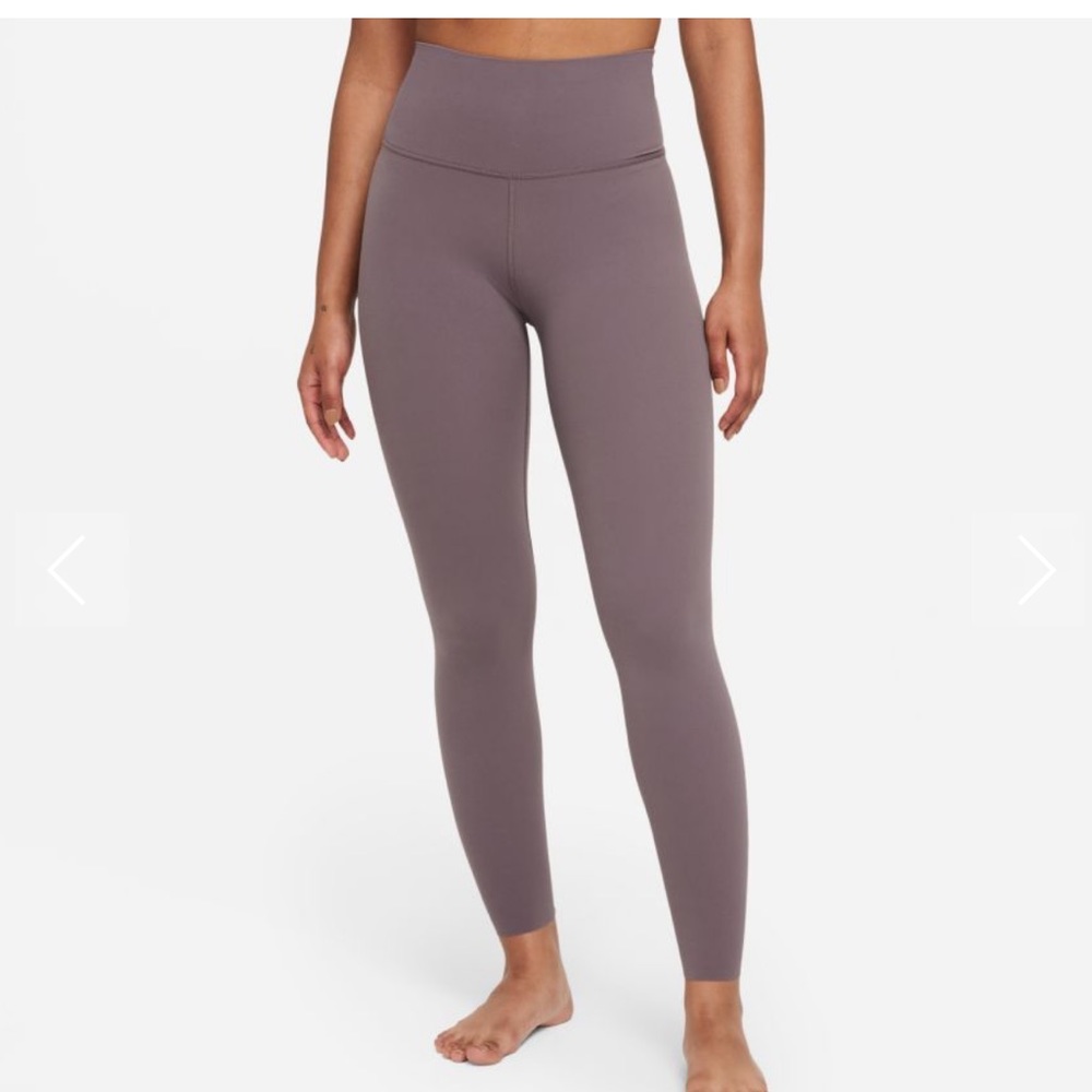 Nike Yoga Luxe Leggings